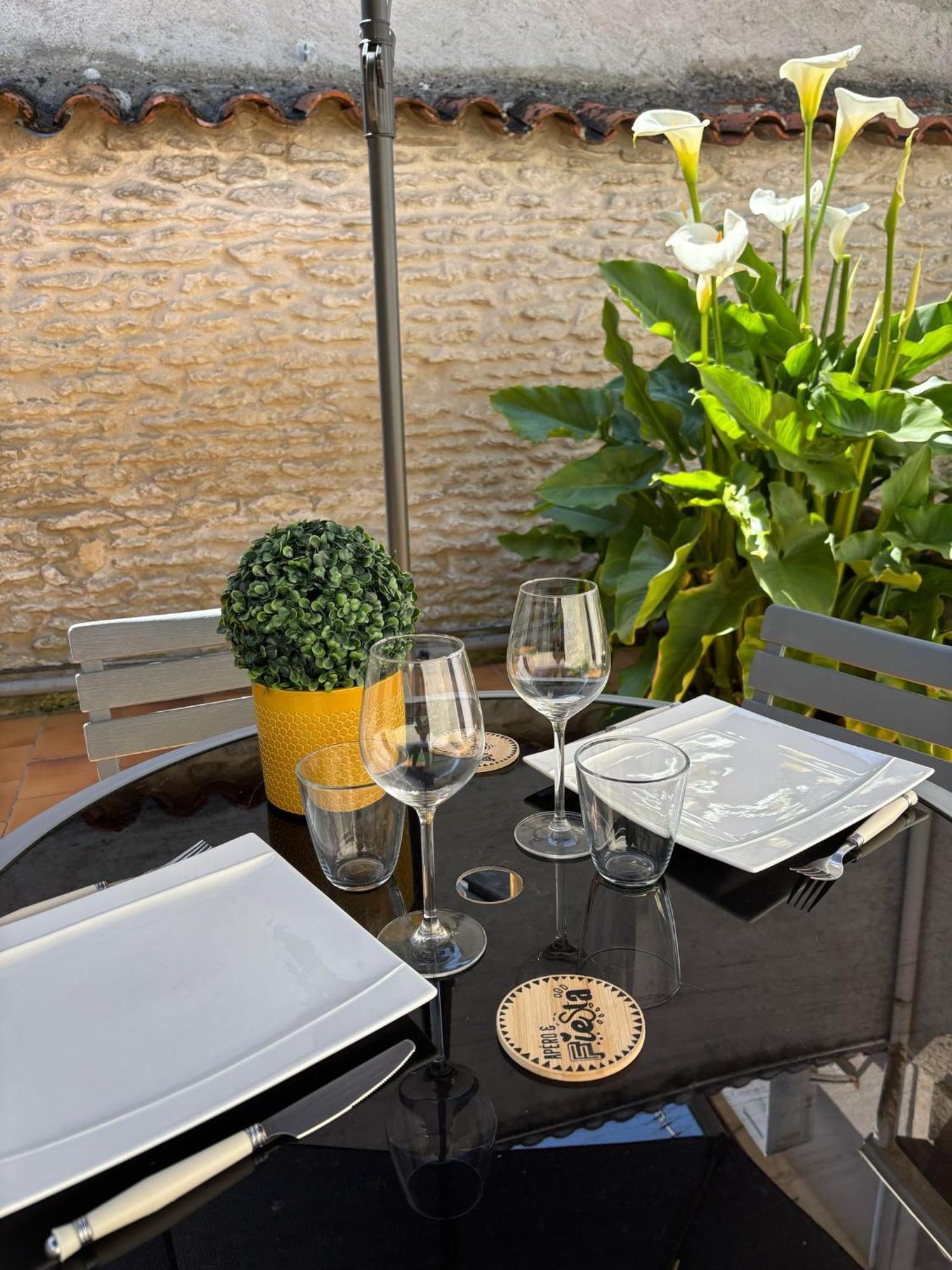 Charmante Maison Avec Cour Privative Cognac Exterior foto